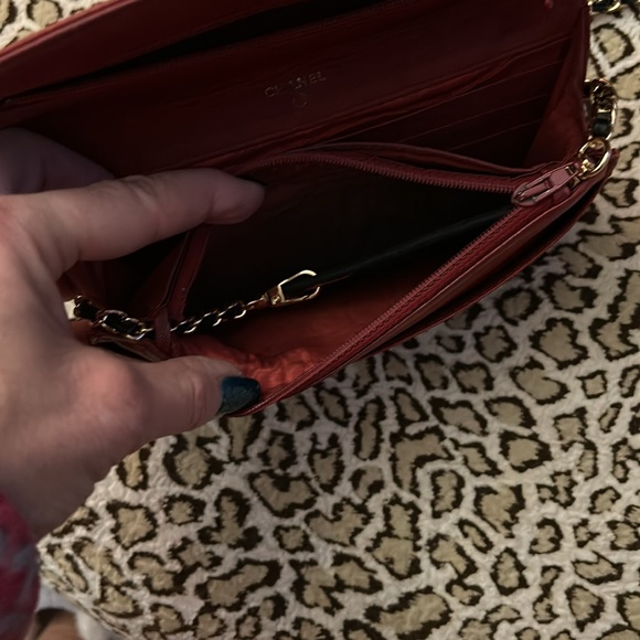 Chanel wallet on a chain - Picture 5 of 9